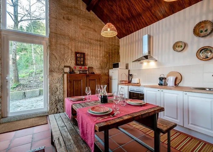 Quinta Lamas - Oak Tree House