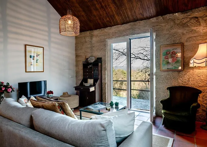 Quinta Lamas - Oak Tree House Vouzela